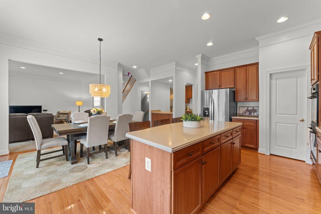 4045 CRAY DR, WARRENTON, Virginia, 5 Bedrooms Bedrooms, ,4 BathroomsBathrooms,Residential,4045 CRAY DR,VAFQ2021070 MLS # VAFQ2021070