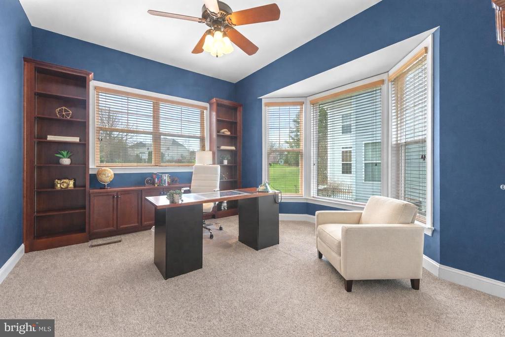 4045 CRAY DR, WARRENTON, Virginia, 5 Bedrooms Bedrooms, ,4 BathroomsBathrooms,Residential,4045 CRAY DR,VAFQ2021070 MLS # VAFQ2021070