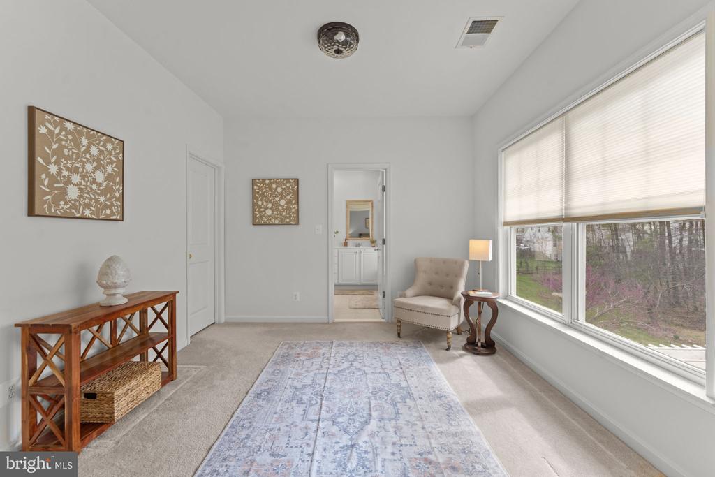 4045 CRAY DR, WARRENTON, Virginia, 5 Bedrooms Bedrooms, ,4 BathroomsBathrooms,Residential,4045 CRAY DR,VAFQ2021070 MLS # VAFQ2021070