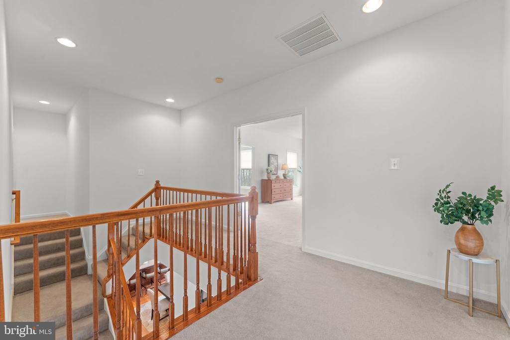 4045 CRAY DR, WARRENTON, Virginia, 5 Bedrooms Bedrooms, ,4 BathroomsBathrooms,Residential,4045 CRAY DR,VAFQ2021070 MLS # VAFQ2021070