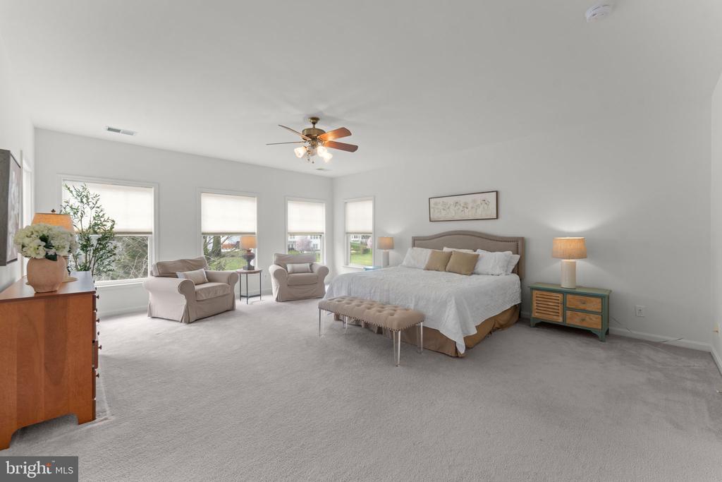 4045 CRAY DR, WARRENTON, Virginia, 5 Bedrooms Bedrooms, ,4 BathroomsBathrooms,Residential,4045 CRAY DR,VAFQ2021070 MLS # VAFQ2021070