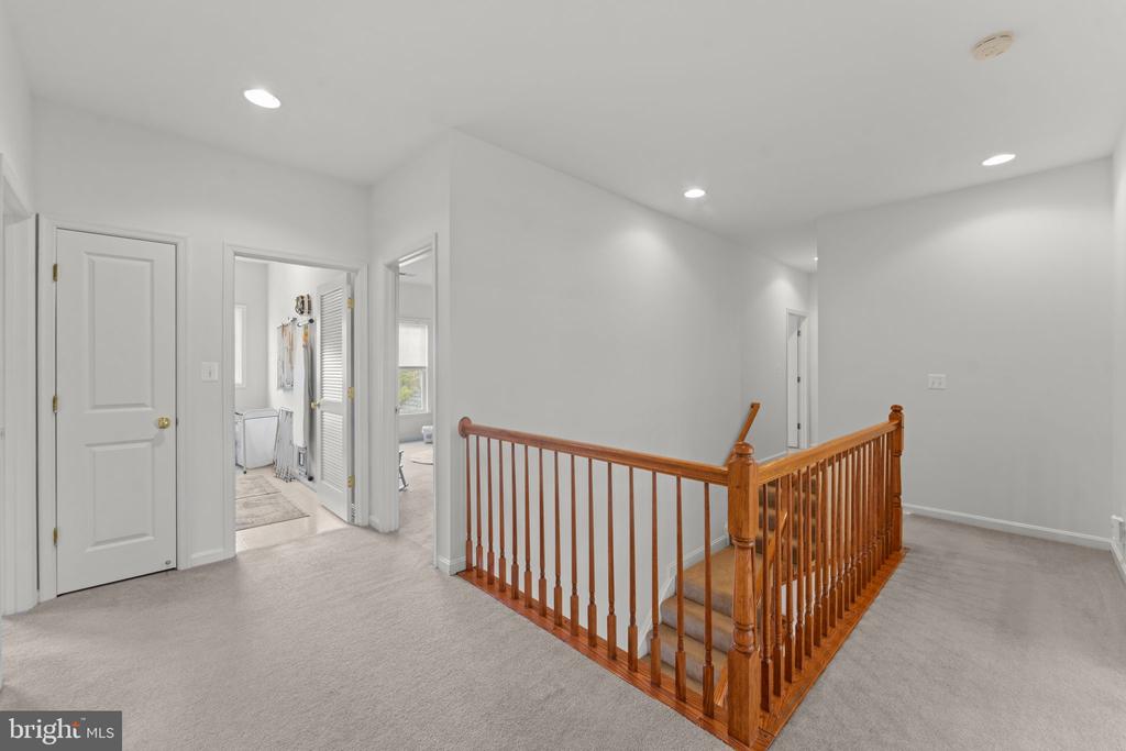 4045 CRAY DR, WARRENTON, Virginia, 5 Bedrooms Bedrooms, ,4 BathroomsBathrooms,Residential,4045 CRAY DR,VAFQ2021070 MLS # VAFQ2021070