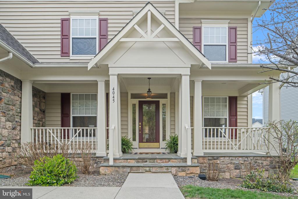 4045 CRAY DR, WARRENTON, Virginia, 5 Bedrooms Bedrooms, ,4 BathroomsBathrooms,Residential,4045 CRAY DR,VAFQ2021070 MLS # VAFQ2021070