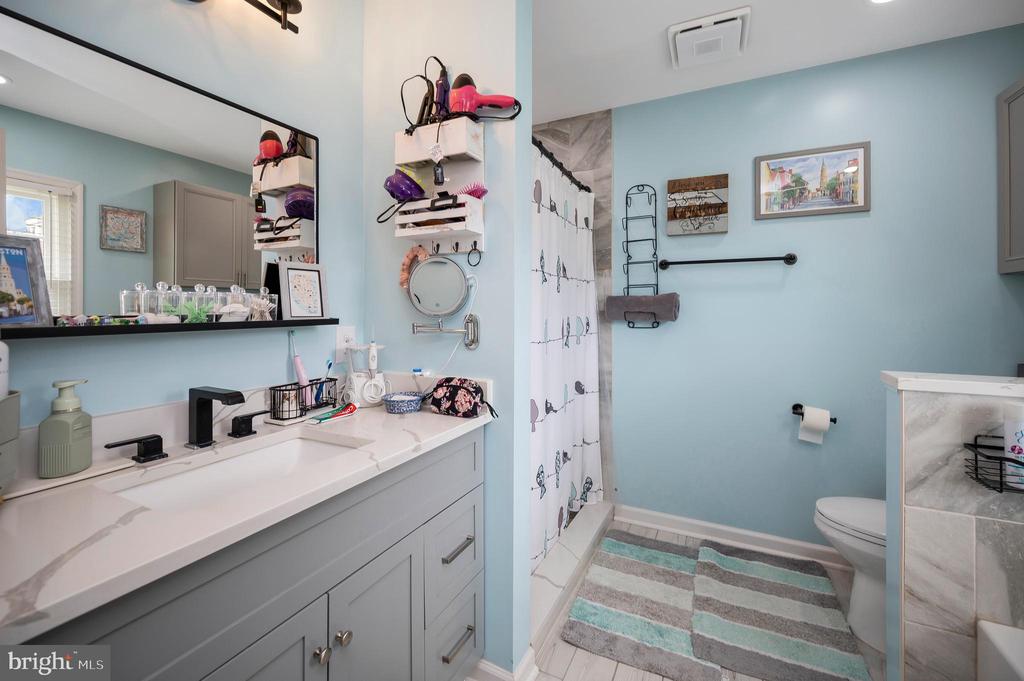 9504 QUAIL MEADOWS DR, SPOTSYLVANIA, Virginia 22551, 4 Bedrooms Bedrooms, ,2 BathroomsBathrooms,Residential,9504 QUAIL MEADOWS DR,VASP2040302 MLS # VASP2040302