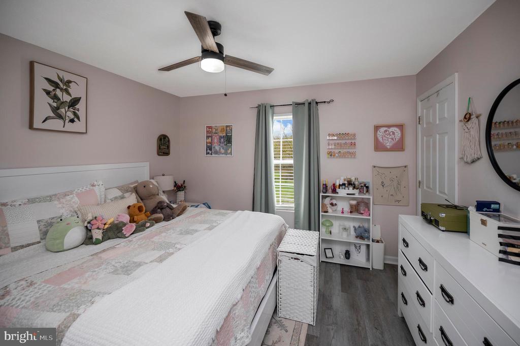 9504 QUAIL MEADOWS DR, SPOTSYLVANIA, Virginia 22551, 4 Bedrooms Bedrooms, ,2 BathroomsBathrooms,Residential,9504 QUAIL MEADOWS DR,VASP2040302 MLS # VASP2040302