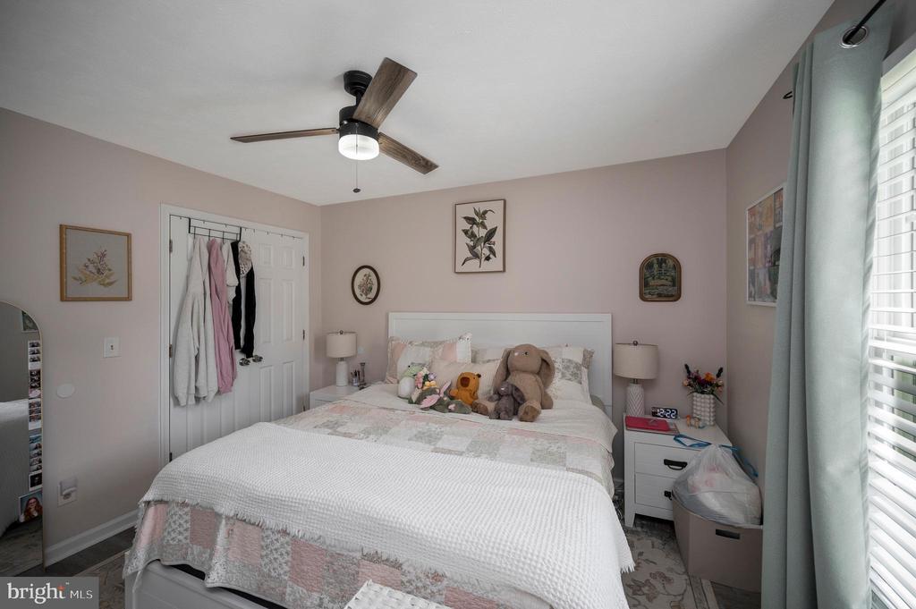 9504 QUAIL MEADOWS DR, SPOTSYLVANIA, Virginia 22551, 4 Bedrooms Bedrooms, ,2 BathroomsBathrooms,Residential,9504 QUAIL MEADOWS DR,VASP2040302 MLS # VASP2040302