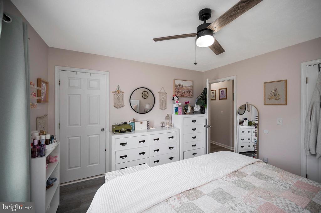 9504 QUAIL MEADOWS DR, SPOTSYLVANIA, Virginia 22551, 4 Bedrooms Bedrooms, ,2 BathroomsBathrooms,Residential,9504 QUAIL MEADOWS DR,VASP2040302 MLS # VASP2040302