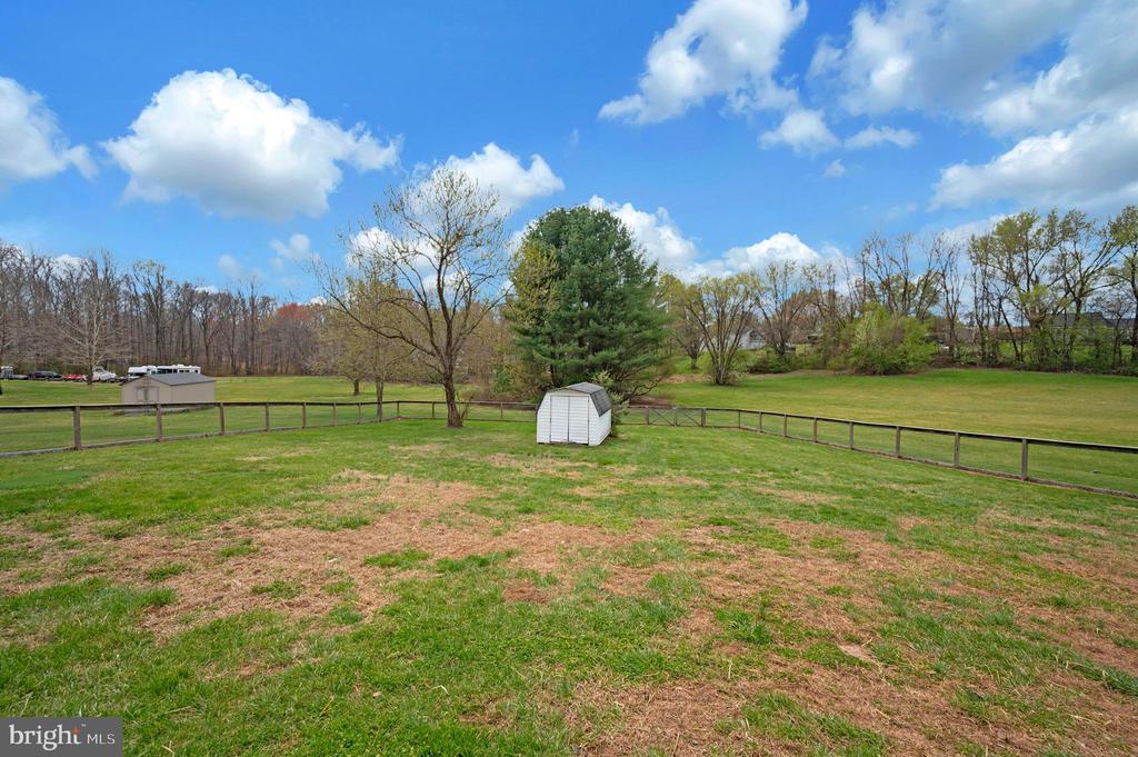 9504 QUAIL MEADOWS DR, SPOTSYLVANIA, Virginia 22551, 4 Bedrooms Bedrooms, ,2 BathroomsBathrooms,Residential,9504 QUAIL MEADOWS DR,VASP2040302 MLS # VASP2040302