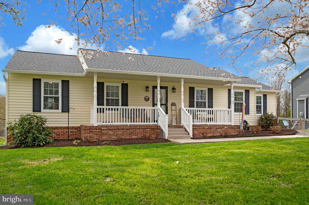 9504 QUAIL MEADOWS DR, SPOTSYLVANIA, Virginia 22551, 4 Bedrooms Bedrooms, ,2 BathroomsBathrooms,Residential,9504 QUAIL MEADOWS DR,VASP2040302 MLS # VASP2040302