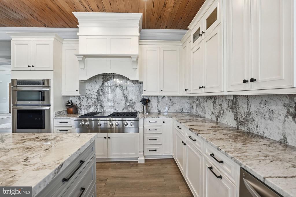 11215 PRESWICK LN, SPOTSYLVANIA, Virginia 22551, 5 Bedrooms Bedrooms, ,5 BathroomsBathrooms,Residential,11215 PRESWICK LN,VASP2040348 MLS # VASP2040348