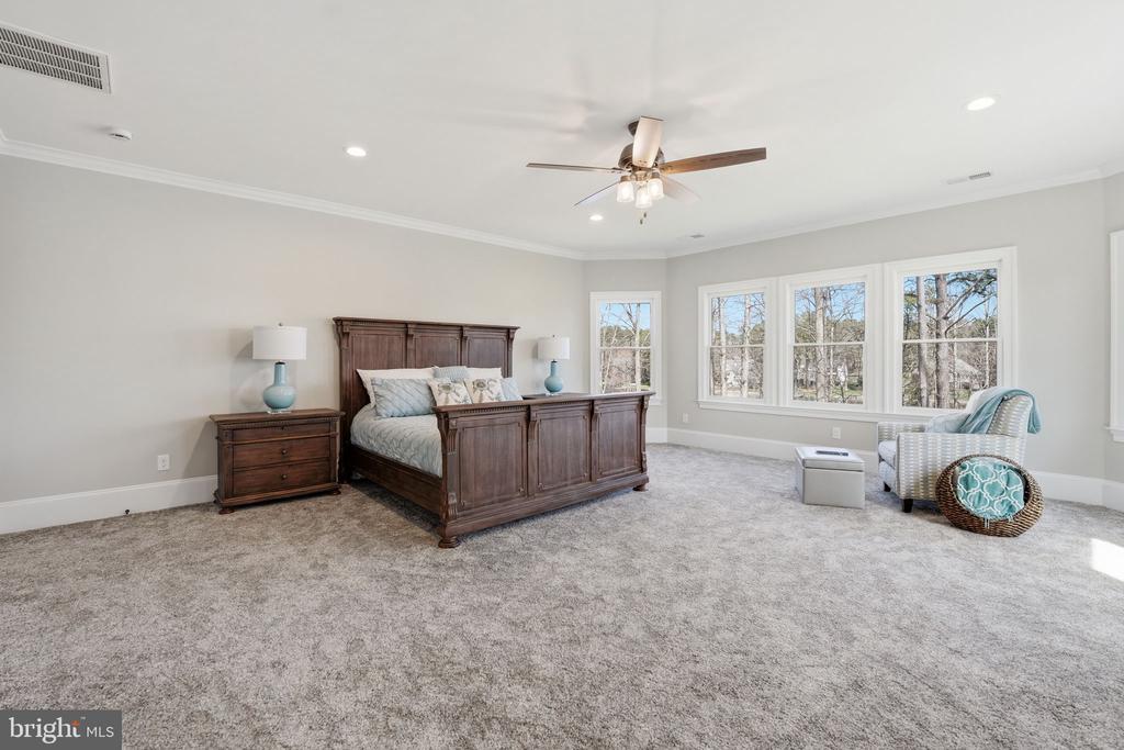 11215 PRESWICK LN, SPOTSYLVANIA, Virginia 22551, 5 Bedrooms Bedrooms, ,5 BathroomsBathrooms,Residential,11215 PRESWICK LN,VASP2040348 MLS # VASP2040348