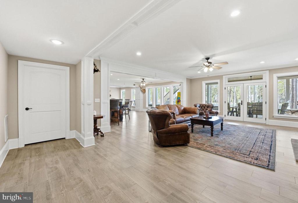 11215 PRESWICK LN, SPOTSYLVANIA, Virginia 22551, 5 Bedrooms Bedrooms, ,5 BathroomsBathrooms,Residential,11215 PRESWICK LN,VASP2040348 MLS # VASP2040348