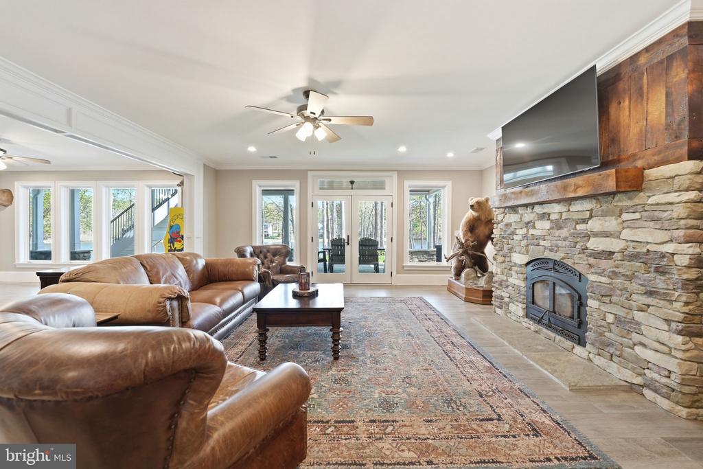 11215 PRESWICK LN, SPOTSYLVANIA, Virginia 22551, 5 Bedrooms Bedrooms, ,5 BathroomsBathrooms,Residential,11215 PRESWICK LN,VASP2040348 MLS # VASP2040348