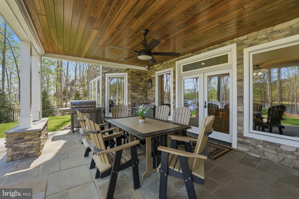 11215 PRESWICK LN, SPOTSYLVANIA, Virginia 22551, 5 Bedrooms Bedrooms, ,5 BathroomsBathrooms,Residential,11215 PRESWICK LN,VASP2040348 MLS # VASP2040348