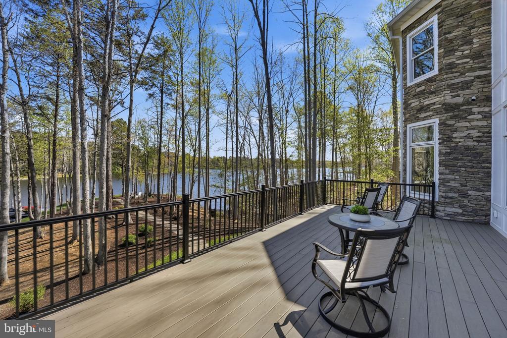 11215 PRESWICK LN, SPOTSYLVANIA, Virginia 22551, 5 Bedrooms Bedrooms, ,5 BathroomsBathrooms,Residential,11215 PRESWICK LN,VASP2040348 MLS # VASP2040348