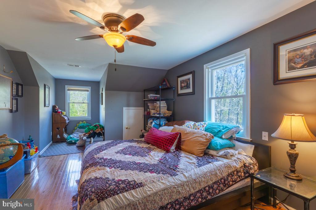 2113 COURTHOUSE RD, CATLETT, Virginia, 4 Bedrooms Bedrooms, ,3 BathroomsBathrooms,Residential,2113 COURTHOUSE RD,VAFQ2021270 MLS # VAFQ2021270