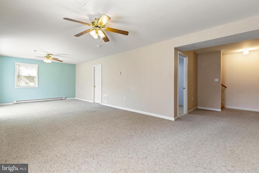 5 HITE CT, LURAY, Virginia 22835, 3 Bedrooms Bedrooms, ,3 BathroomsBathrooms,Residential,5 HITE CT,VAPA2006248 MLS # VAPA2006248