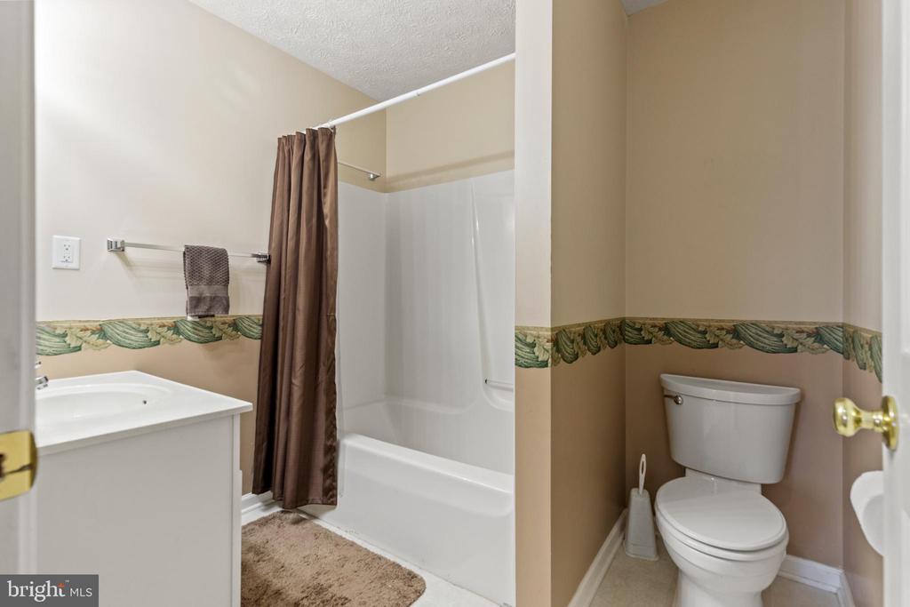 5 HITE CT, LURAY, Virginia 22835, 3 Bedrooms Bedrooms, ,3 BathroomsBathrooms,Residential,5 HITE CT,VAPA2006248 MLS # VAPA2006248