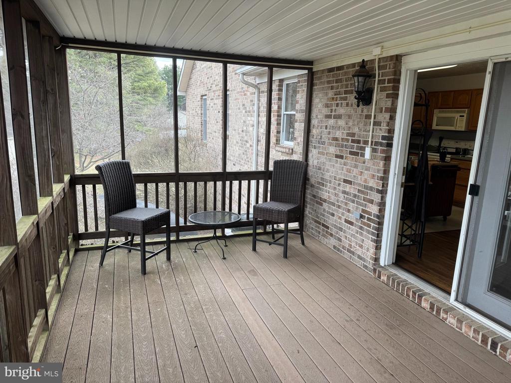 5 HITE CT, LURAY, Virginia 22835, 3 Bedrooms Bedrooms, ,3 BathroomsBathrooms,Residential,5 HITE CT,VAPA2006248 MLS # VAPA2006248