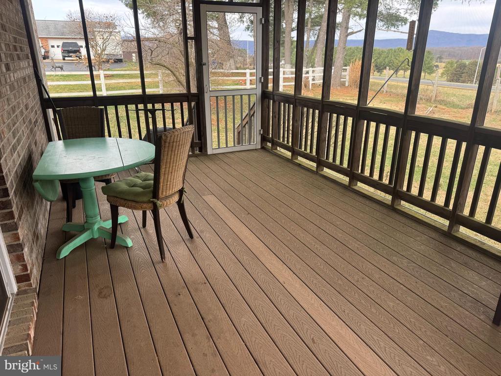 5 HITE CT, LURAY, Virginia 22835, 3 Bedrooms Bedrooms, ,3 BathroomsBathrooms,Residential,5 HITE CT,VAPA2006248 MLS # VAPA2006248