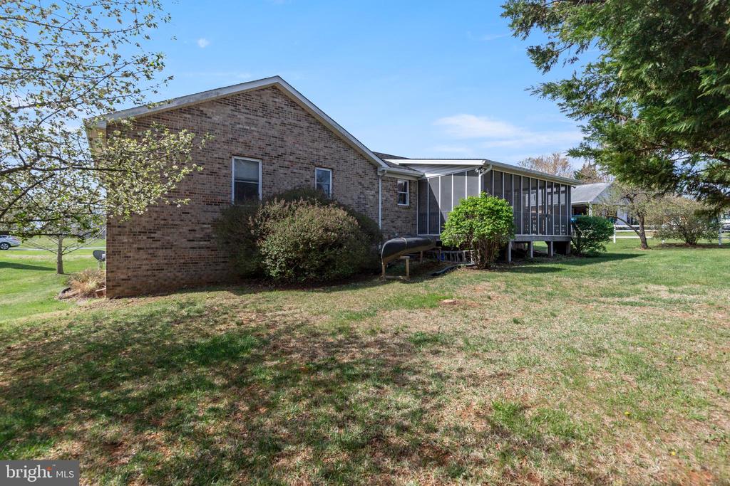 5 HITE CT, LURAY, Virginia 22835, 3 Bedrooms Bedrooms, ,3 BathroomsBathrooms,Residential,5 HITE CT,VAPA2006248 MLS # VAPA2006248