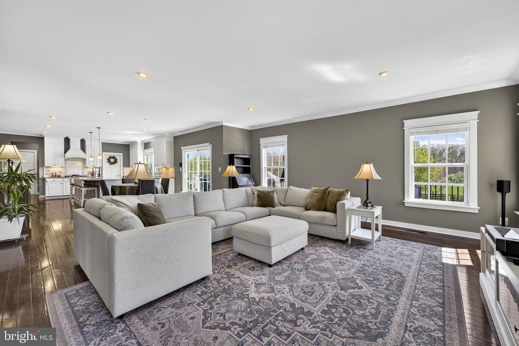 6387 BOB WHITE DR, WARRENTON, Virginia, 5 Bedrooms Bedrooms, ,4 BathroomsBathrooms,Residential,6387 BOB WHITE DR,VAFQ2021264 MLS # VAFQ2021264