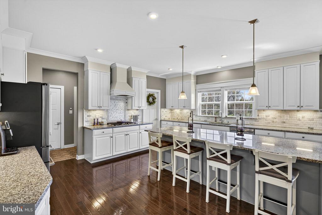 6387 BOB WHITE DR, WARRENTON, Virginia, 5 Bedrooms Bedrooms, ,4 BathroomsBathrooms,Residential,6387 BOB WHITE DR,VAFQ2021264 MLS # VAFQ2021264