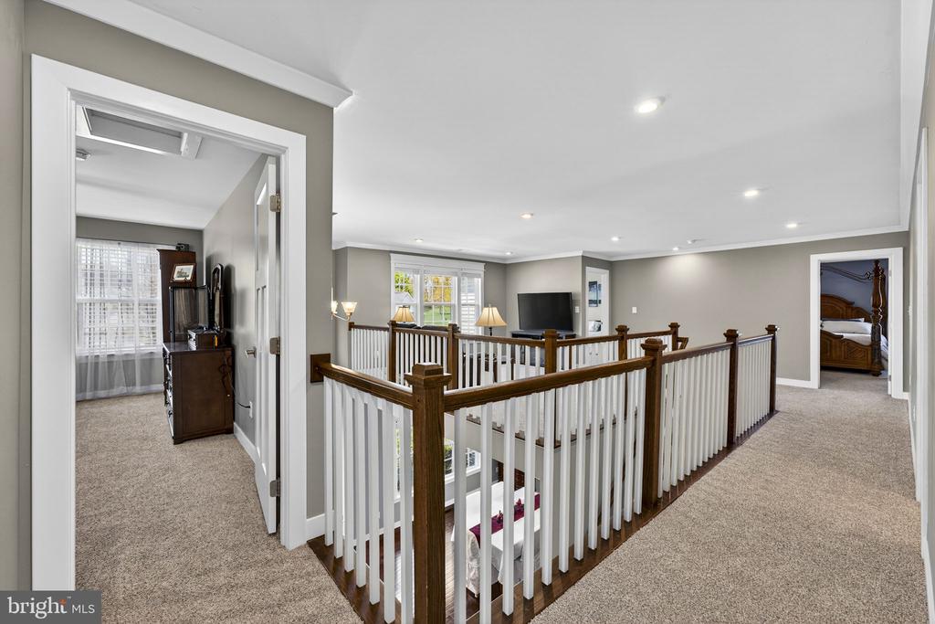 6387 BOB WHITE DR, WARRENTON, Virginia, 5 Bedrooms Bedrooms, ,4 BathroomsBathrooms,Residential,6387 BOB WHITE DR,VAFQ2021264 MLS # VAFQ2021264