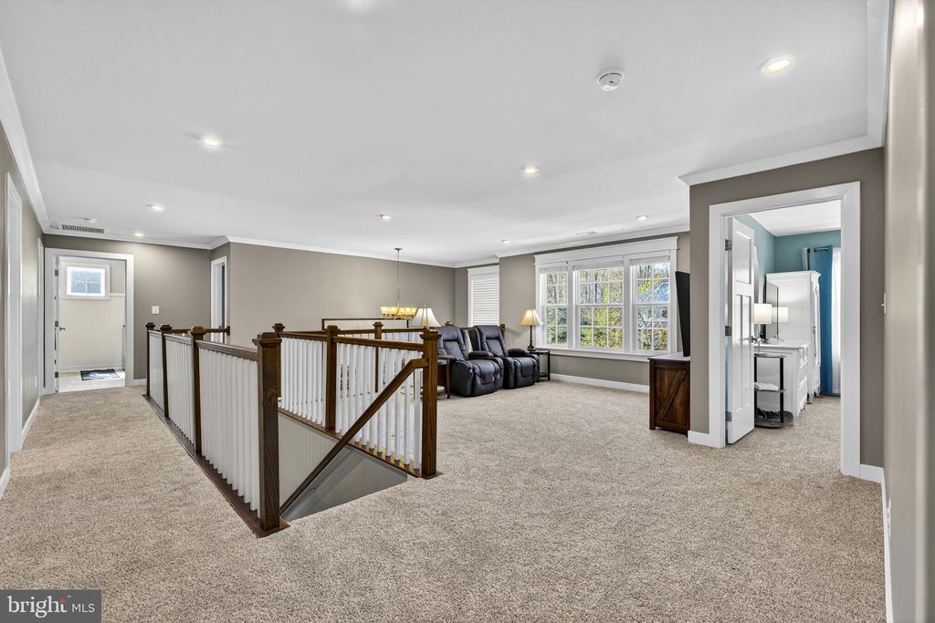 6387 BOB WHITE DR, WARRENTON, Virginia, 5 Bedrooms Bedrooms, ,4 BathroomsBathrooms,Residential,6387 BOB WHITE DR,VAFQ2021264 MLS # VAFQ2021264