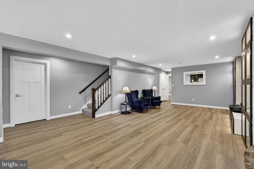 6387 BOB WHITE DR, WARRENTON, Virginia, 5 Bedrooms Bedrooms, ,4 BathroomsBathrooms,Residential,6387 BOB WHITE DR,VAFQ2021264 MLS # VAFQ2021264