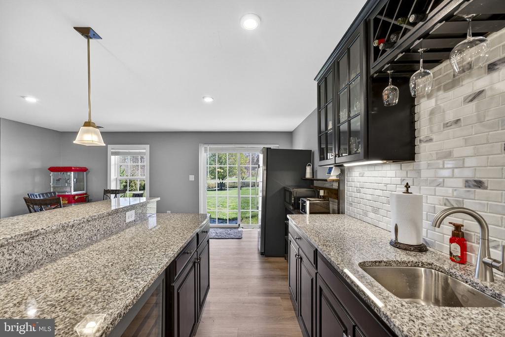 6387 BOB WHITE DR, WARRENTON, Virginia, 5 Bedrooms Bedrooms, ,4 BathroomsBathrooms,Residential,6387 BOB WHITE DR,VAFQ2021264 MLS # VAFQ2021264