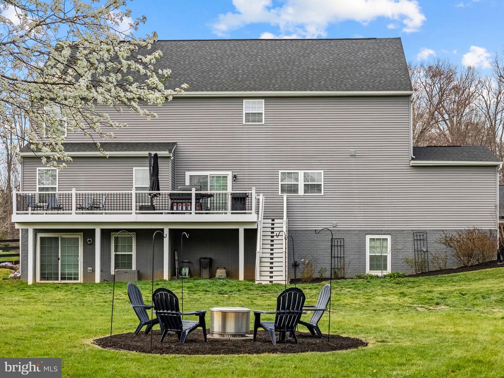 6387 BOB WHITE DR, WARRENTON, Virginia, 5 Bedrooms Bedrooms, ,4 BathroomsBathrooms,Residential,6387 BOB WHITE DR,VAFQ2021264 MLS # VAFQ2021264