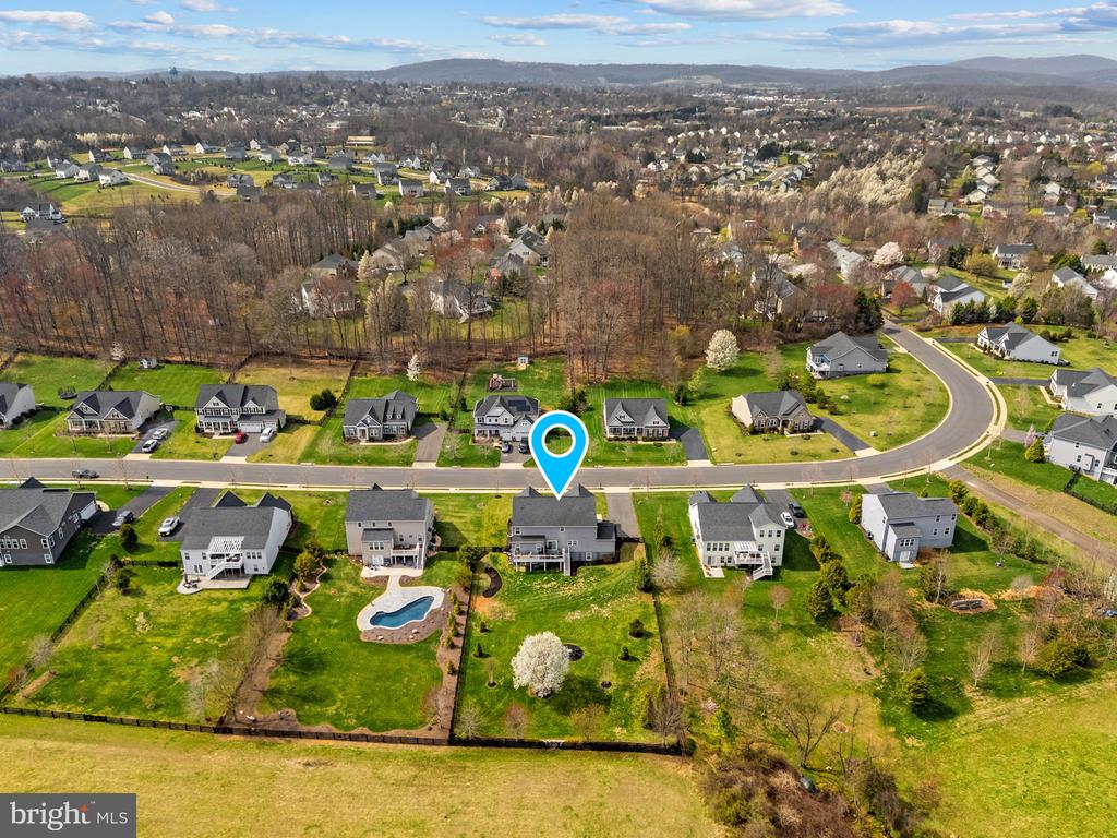 6387 BOB WHITE DR, WARRENTON, Virginia, 5 Bedrooms Bedrooms, ,4 BathroomsBathrooms,Residential,6387 BOB WHITE DR,VAFQ2021264 MLS # VAFQ2021264