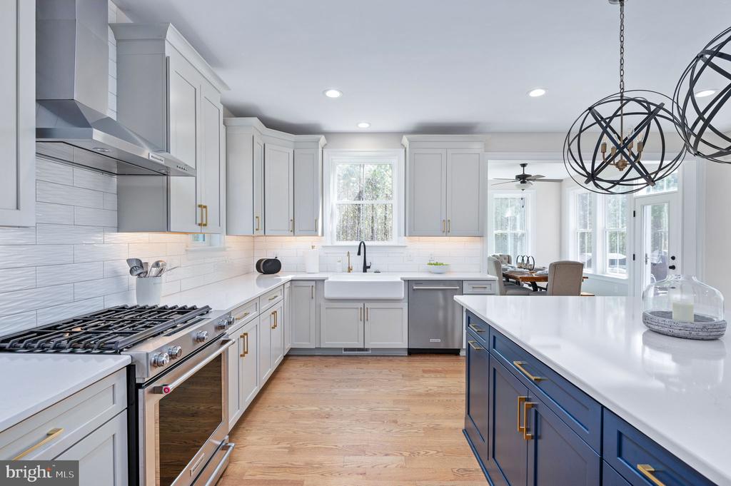 10912 DOWNTON AVE, SPOTSYLVANIA, Virginia 22553, 6 Bedrooms Bedrooms, ,5 BathroomsBathrooms,Residential,10912 DOWNTON AVE,VASP2040556 MLS # VASP2040556