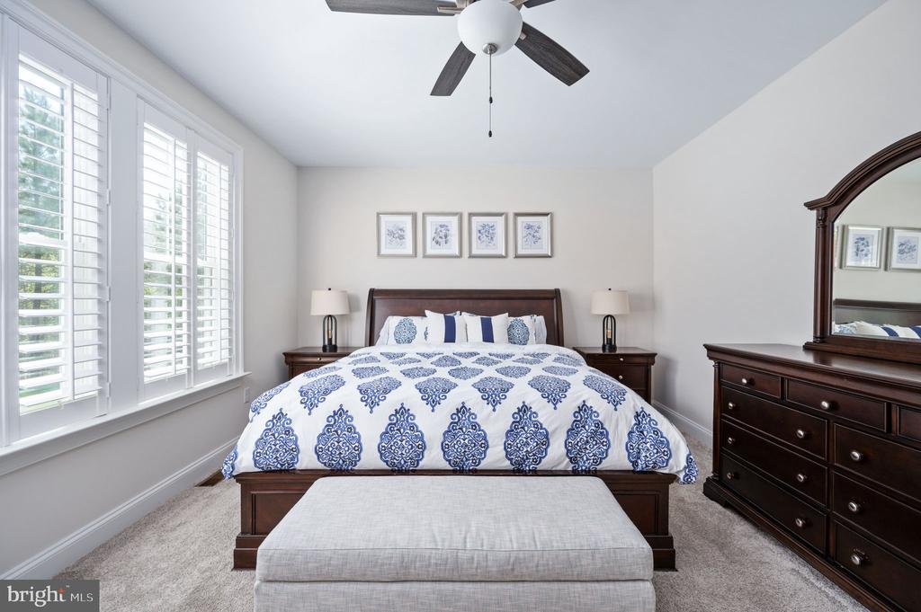 10912 DOWNTON AVE, SPOTSYLVANIA, Virginia 22553, 6 Bedrooms Bedrooms, ,5 BathroomsBathrooms,Residential,10912 DOWNTON AVE,VASP2040556 MLS # VASP2040556