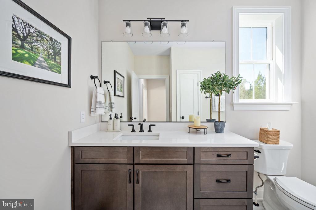 10912 DOWNTON AVE, SPOTSYLVANIA, Virginia 22553, 6 Bedrooms Bedrooms, ,5 BathroomsBathrooms,Residential,10912 DOWNTON AVE,VASP2040556 MLS # VASP2040556