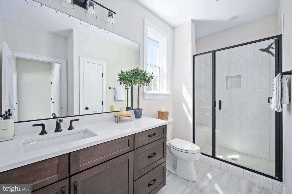 10912 DOWNTON AVE, SPOTSYLVANIA, Virginia 22553, 6 Bedrooms Bedrooms, ,5 BathroomsBathrooms,Residential,10912 DOWNTON AVE,VASP2040556 MLS # VASP2040556