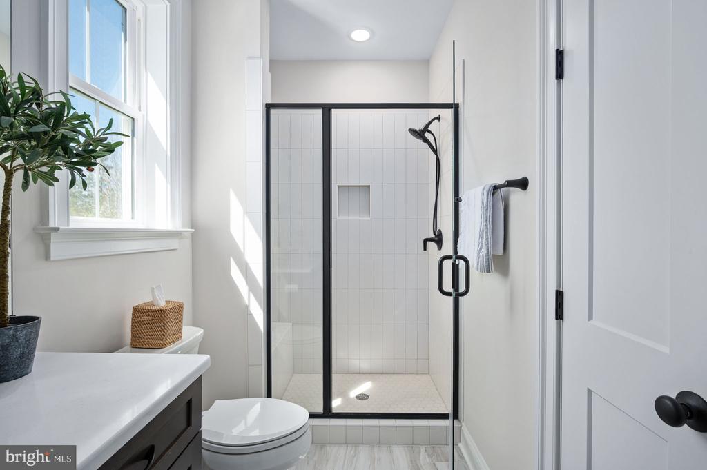 10912 DOWNTON AVE, SPOTSYLVANIA, Virginia 22553, 6 Bedrooms Bedrooms, ,5 BathroomsBathrooms,Residential,10912 DOWNTON AVE,VASP2040556 MLS # VASP2040556