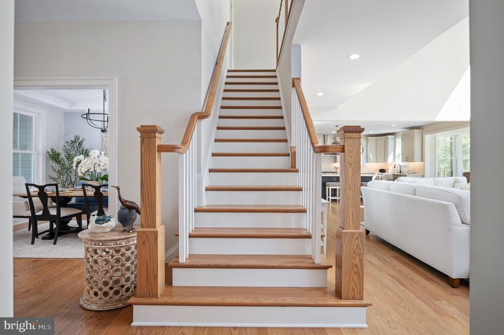 10912 DOWNTON AVE, SPOTSYLVANIA, Virginia 22553, 6 Bedrooms Bedrooms, ,5 BathroomsBathrooms,Residential,10912 DOWNTON AVE,VASP2040556 MLS # VASP2040556