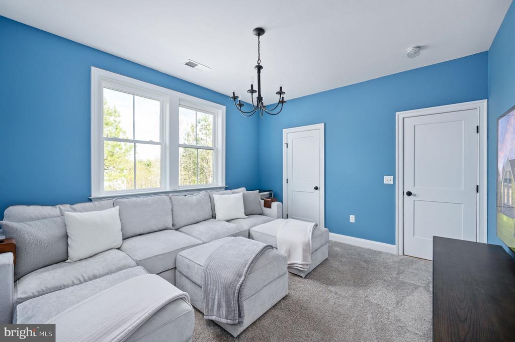 10912 DOWNTON AVE, SPOTSYLVANIA, Virginia 22553, 6 Bedrooms Bedrooms, ,5 BathroomsBathrooms,Residential,10912 DOWNTON AVE,VASP2040556 MLS # VASP2040556