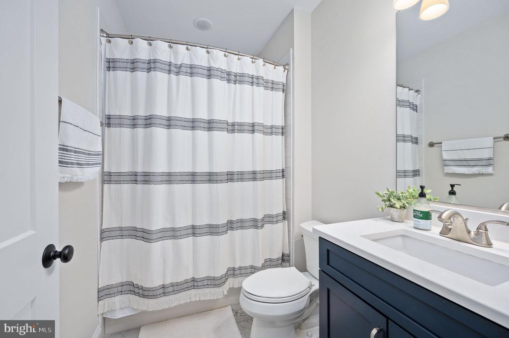 10912 DOWNTON AVE, SPOTSYLVANIA, Virginia 22553, 6 Bedrooms Bedrooms, ,5 BathroomsBathrooms,Residential,10912 DOWNTON AVE,VASP2040556 MLS # VASP2040556