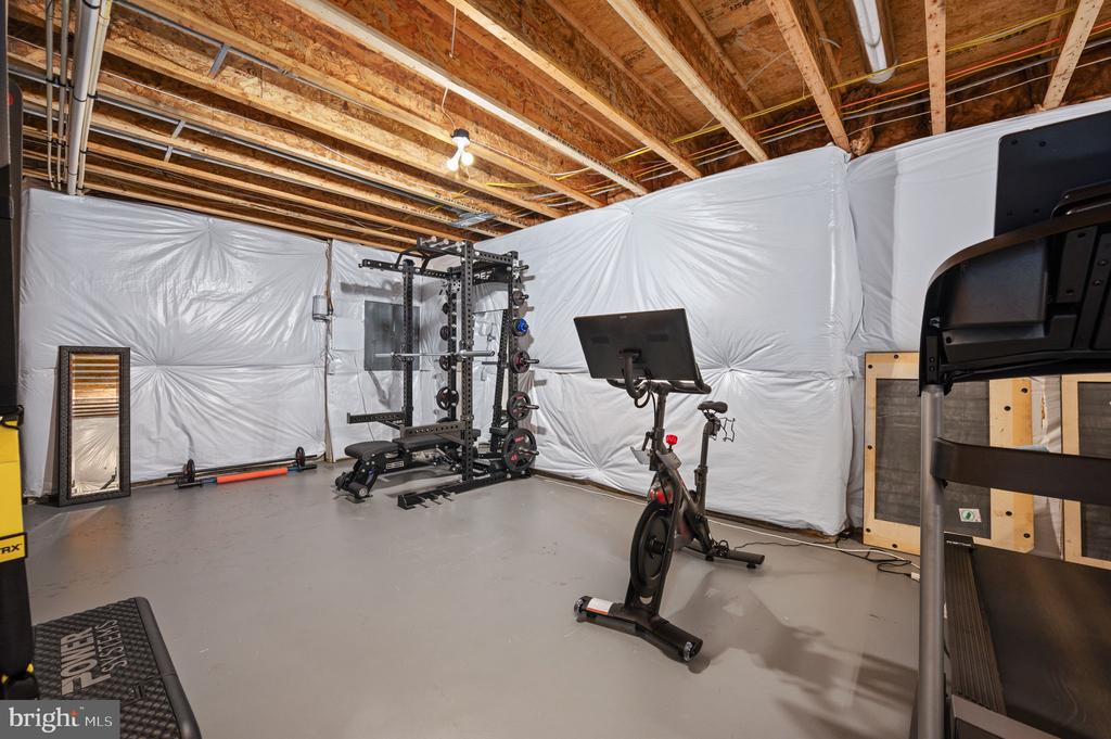 10912 DOWNTON AVE, SPOTSYLVANIA, Virginia 22553, 6 Bedrooms Bedrooms, ,5 BathroomsBathrooms,Residential,10912 DOWNTON AVE,VASP2040556 MLS # VASP2040556