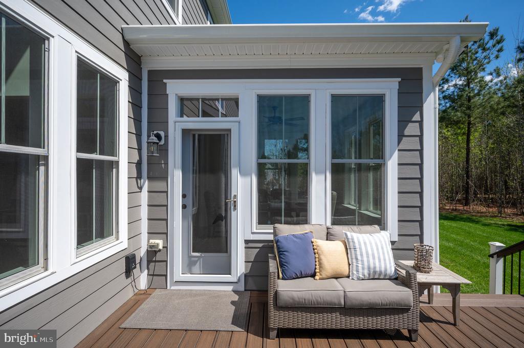 10912 DOWNTON AVE, SPOTSYLVANIA, Virginia 22553, 6 Bedrooms Bedrooms, ,5 BathroomsBathrooms,Residential,10912 DOWNTON AVE,VASP2040556 MLS # VASP2040556