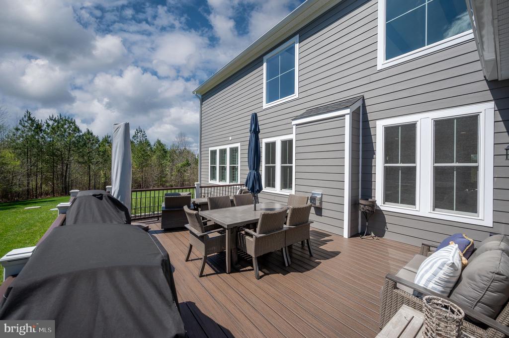 10912 DOWNTON AVE, SPOTSYLVANIA, Virginia 22553, 6 Bedrooms Bedrooms, ,5 BathroomsBathrooms,Residential,10912 DOWNTON AVE,VASP2040556 MLS # VASP2040556