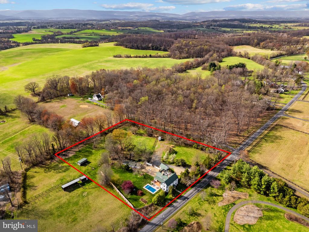 4094 WHITING RD, MARSHALL, Virginia, 3 Bedrooms Bedrooms, ,2 BathroomsBathrooms,Residential,4094 WHITING RD,VAFQ2021244 MLS # VAFQ2021244