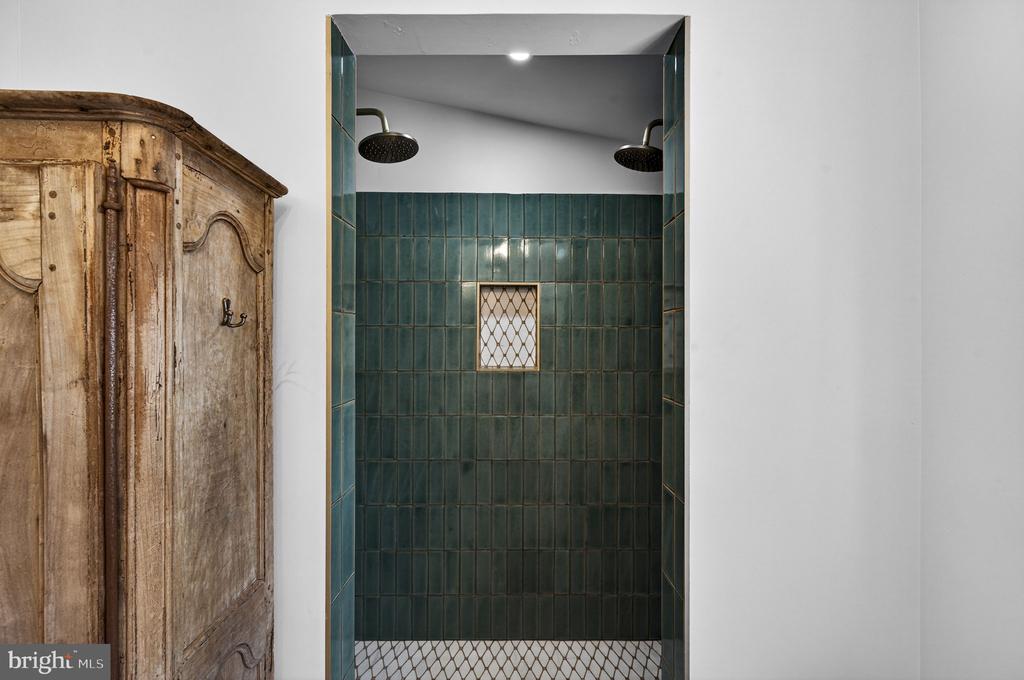 4094 WHITING RD, MARSHALL, Virginia, 3 Bedrooms Bedrooms, ,2 BathroomsBathrooms,Residential,4094 WHITING RD,VAFQ2021244 MLS # VAFQ2021244