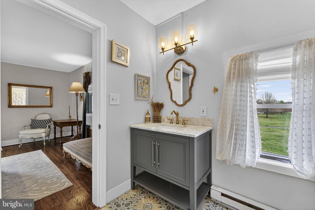 4094 WHITING RD, MARSHALL, Virginia, 3 Bedrooms Bedrooms, ,2 BathroomsBathrooms,Residential,4094 WHITING RD,VAFQ2021244 MLS # VAFQ2021244