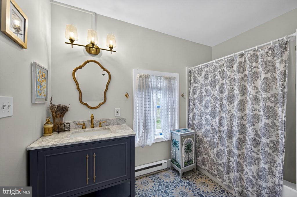 4094 WHITING RD, MARSHALL, Virginia, 3 Bedrooms Bedrooms, ,2 BathroomsBathrooms,Residential,4094 WHITING RD,VAFQ2021244 MLS # VAFQ2021244