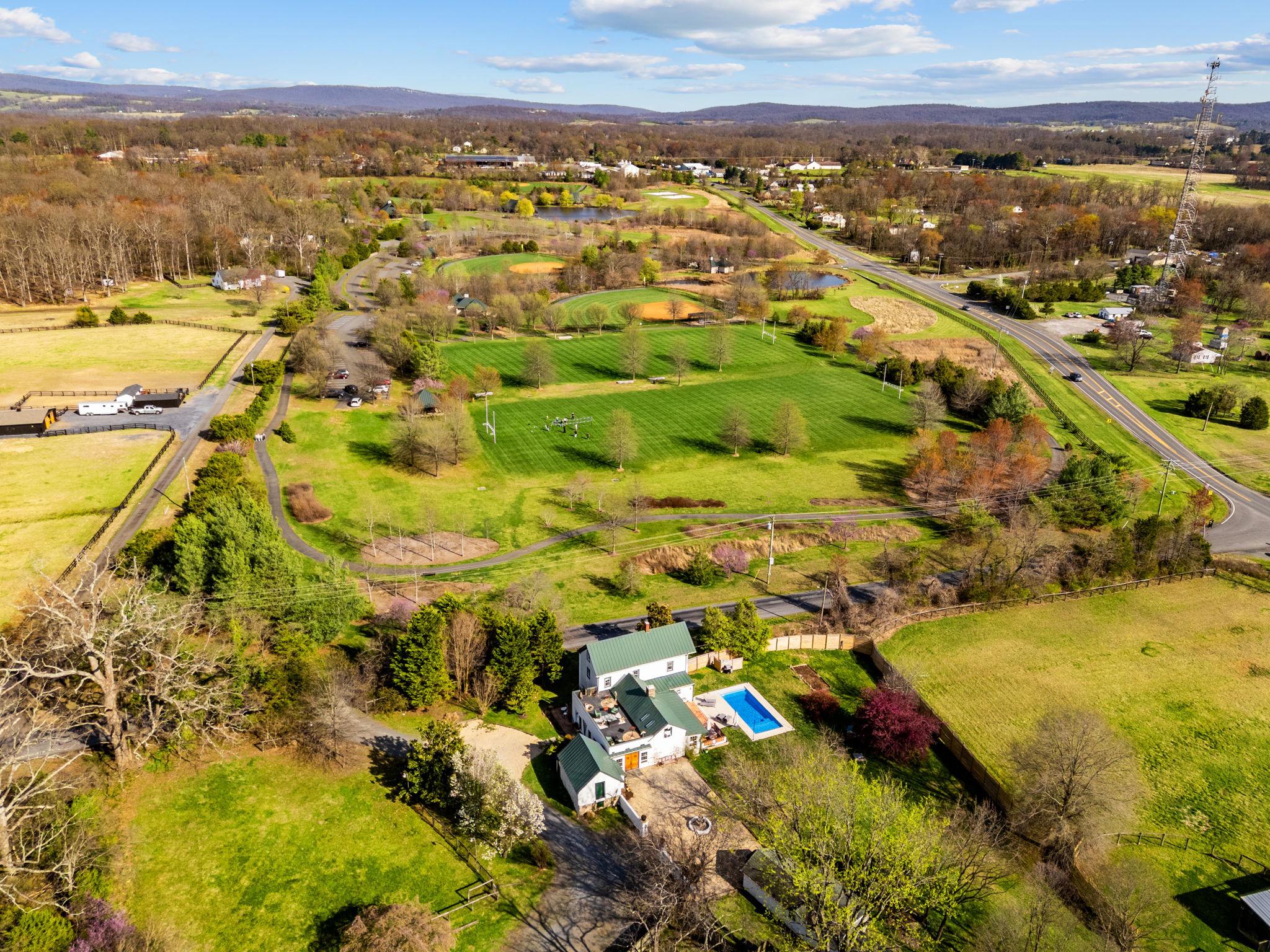 4094 WHITING RD, MARSHALL, Virginia, 3 Bedrooms Bedrooms, ,2 BathroomsBathrooms,Residential,4094 WHITING RD,VAFQ2021244 MLS # VAFQ2021244