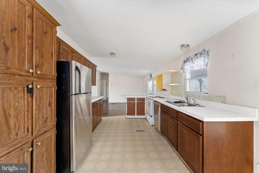 19473 DANIEL RD, ORANGE, Virginia 22960, 3 Bedrooms Bedrooms, ,2 BathroomsBathrooms,Residential,19473 DANIEL RD,VAOR2013764 MLS # VAOR2013764